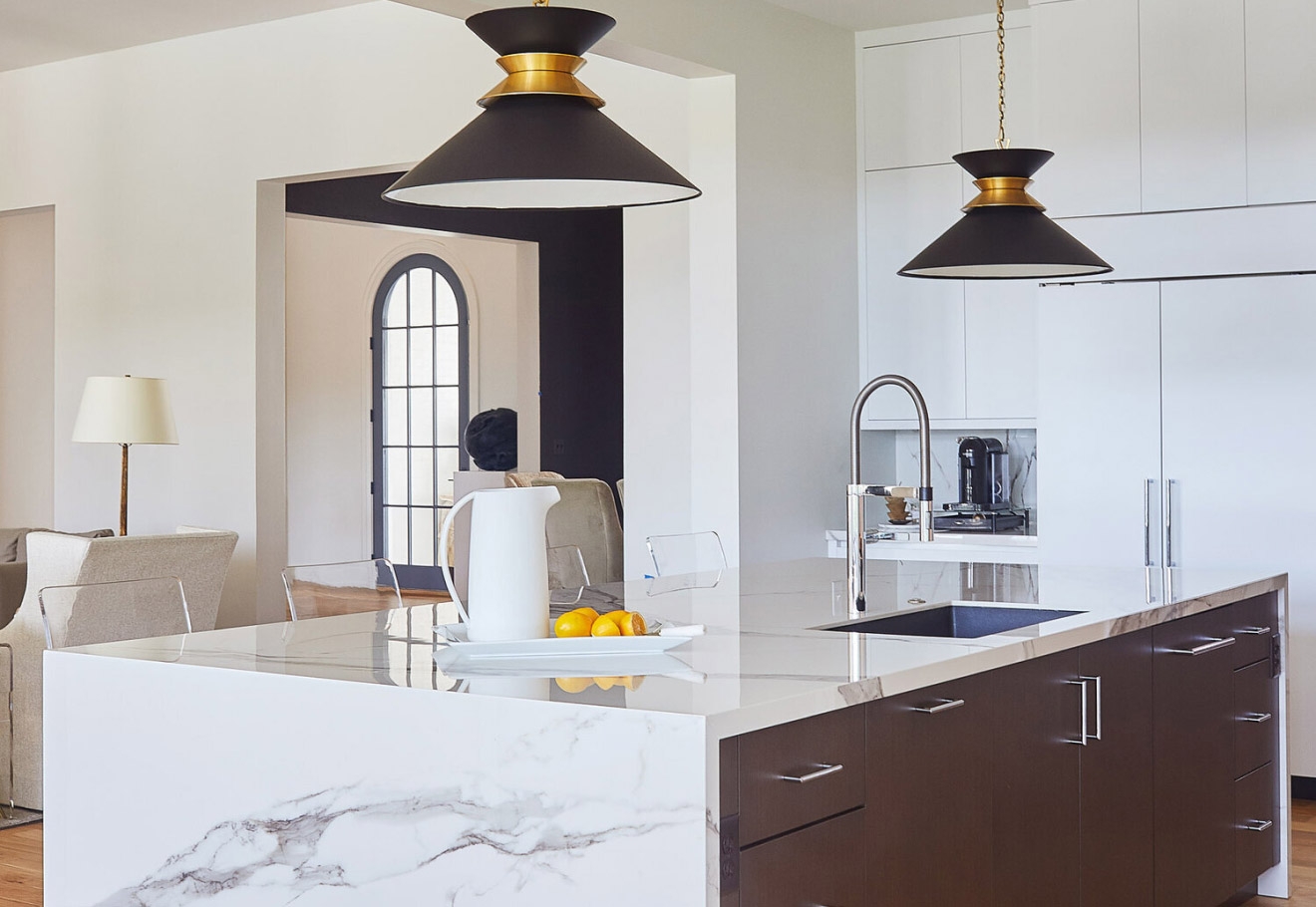 The Pros and Cons of Large Format Porcelain The Pros and Cons of Large Format Porcelain